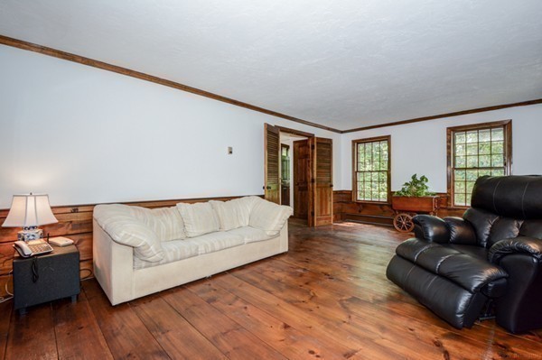 297 Long Hill Road Bolton, MA 01740 - Photo 8 of 29 Gallery Image 8