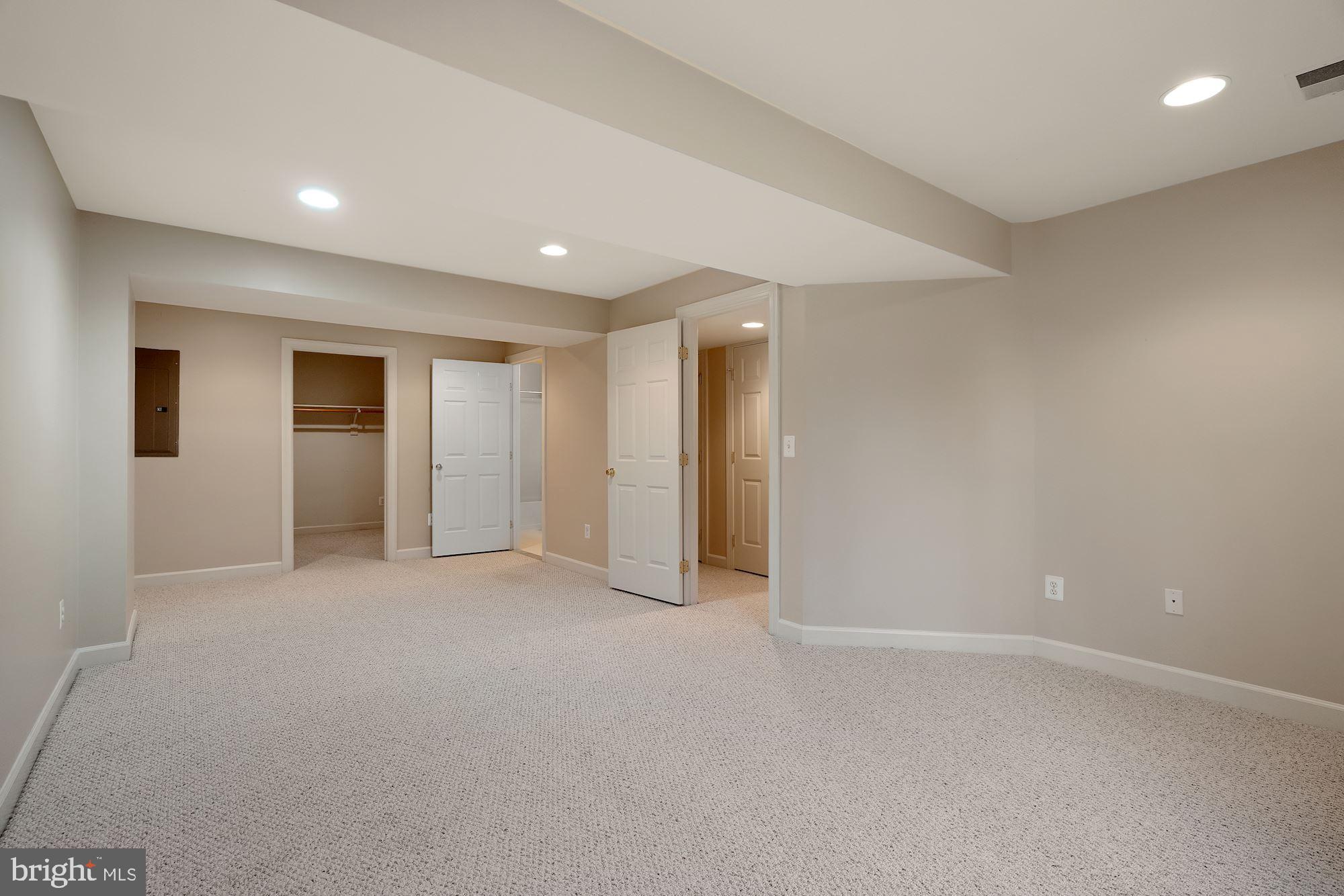 8550 Center Road Springfield, VA 22152 - Photo 47 of 63 Bedroom #5