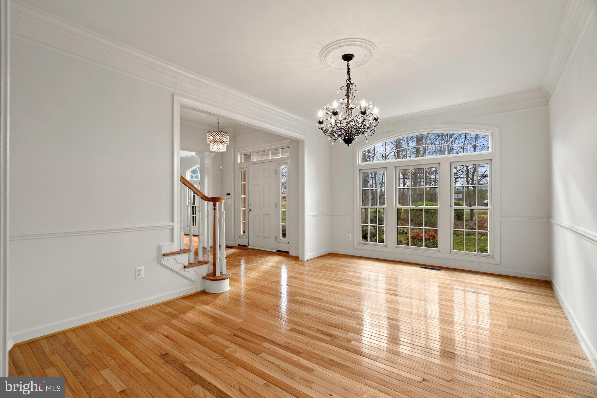 8550 Center Road Springfield, VA 22152 - Photo 7 of 63 Formal dining room