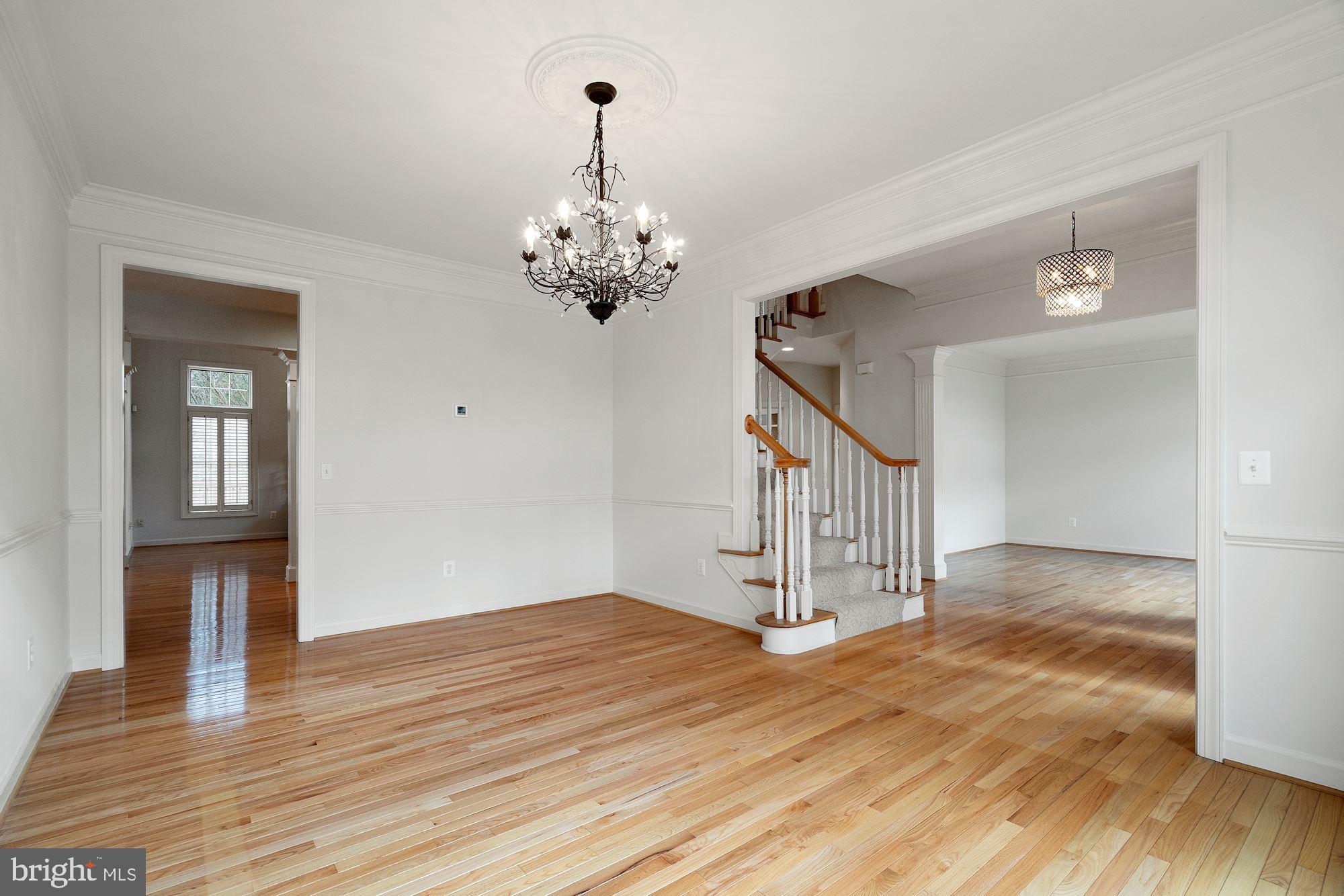 8550 Center Road Springfield, VA 22152 - Photo 8 of 63 Formal dining room