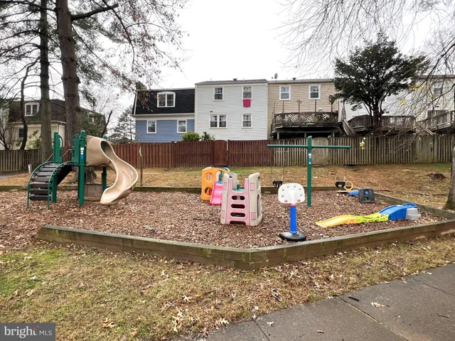 $620,000 | 3170 Ellenwood Drive, Fairfax, VA 22031