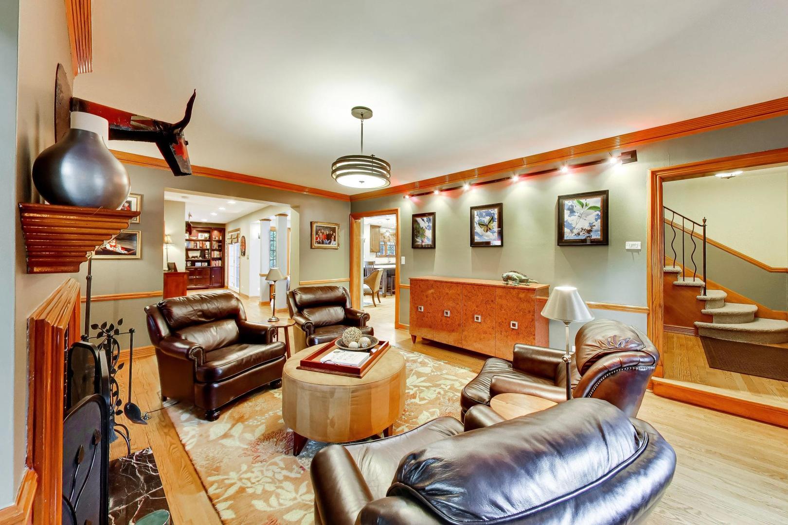 220 Northwood Road Riverside, IL 60546 - Photo 6 of 79 Gallery Image 6