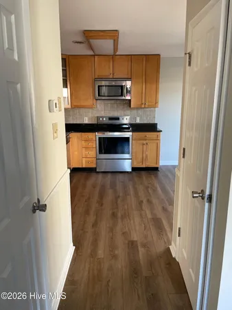 $1,500 | 133 Southeast 48th Street, Unit 2, Oak Island, NC 28465
