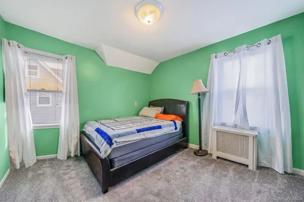 $695,000 | 247-18 137th Avenue | Queens