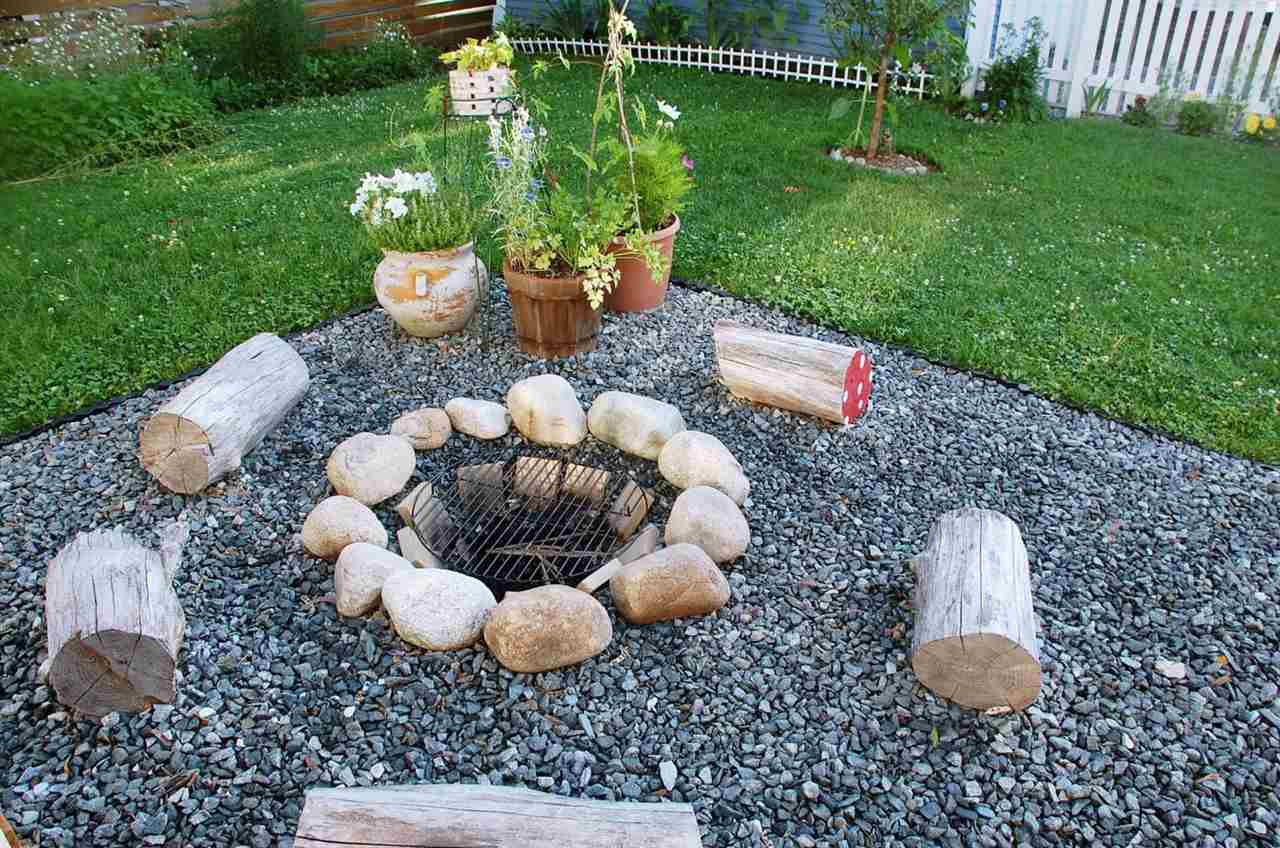 140 Prospect Street Newport, VT 05855 - Photo 4 of 39 Gallery Image 4