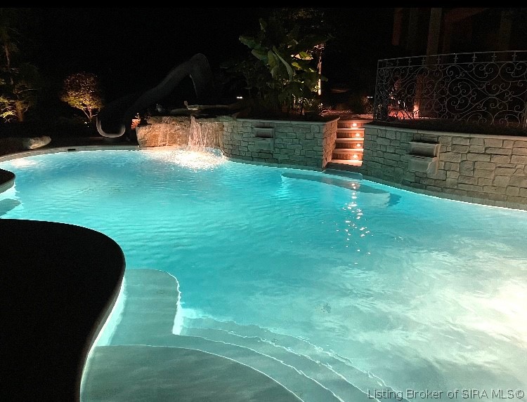 3503 Charlevoix Court Floyds Knobs, IN 47119 - Photo 7 of 63