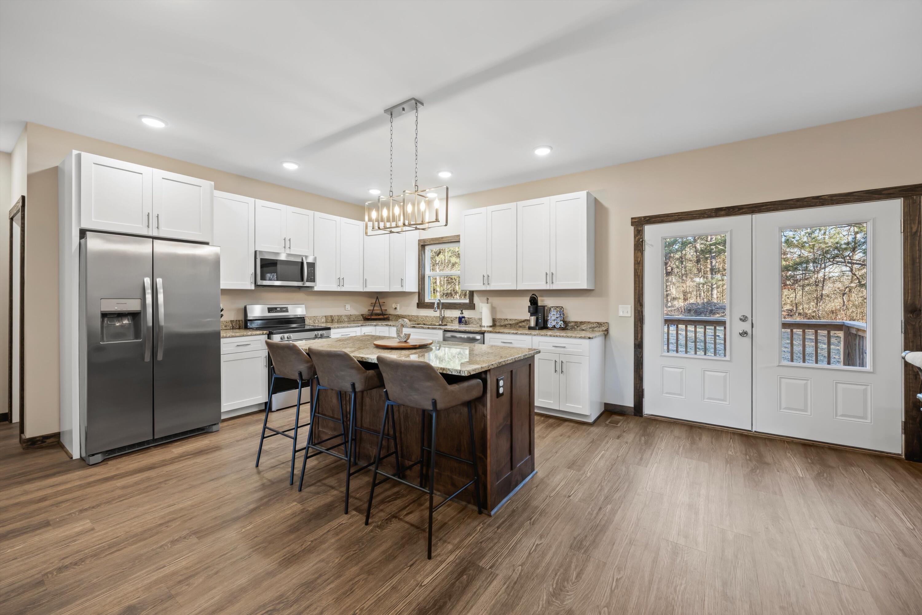 1717 Norton Bridge Road Chatsworth, GA 30705 - Photo 3 of 34 10-090A9777