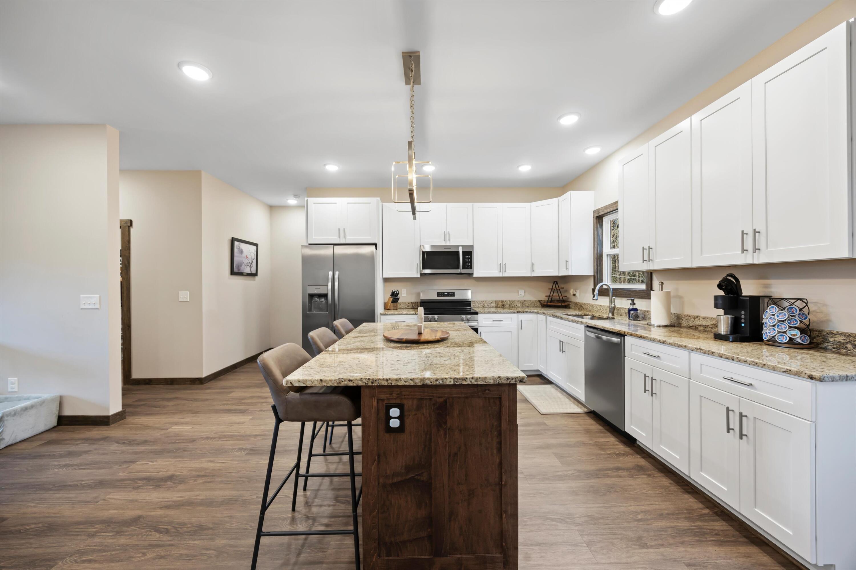 1717 Norton Bridge Road Chatsworth, GA 30705 - Photo 9 of 34 13-090A9882