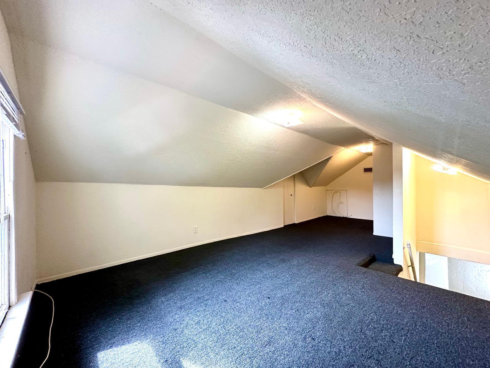 523 Valley Forge Road West Palm Beach, FL 33405 - Photo 8 of 20 196318b4-1d1b-477e-a493-c38d9d43ebec