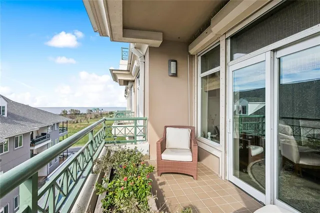 $745,000 | 400 Metairie-Hammond Highway, Unit 5E, Metairie, LA 70005