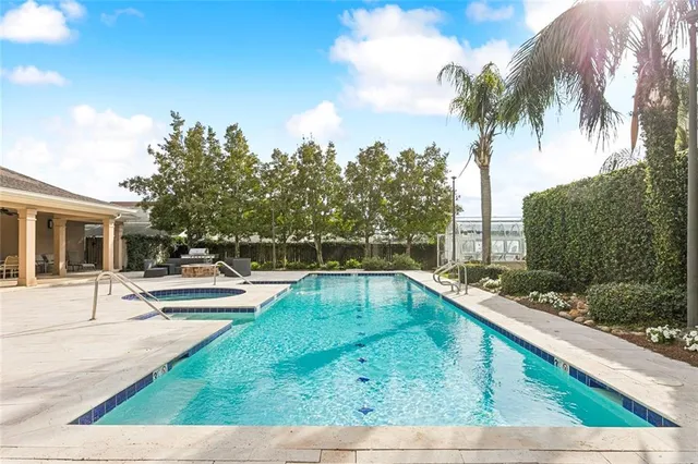 $745,000 | 400 Metairie-Hammond Highway, Unit 5E, Metairie, LA 70005