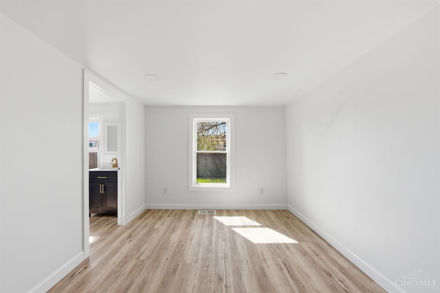 1090 Boyle Road Hamilton, OH 45013 - Photo 16 of 43 Gallery Image 16