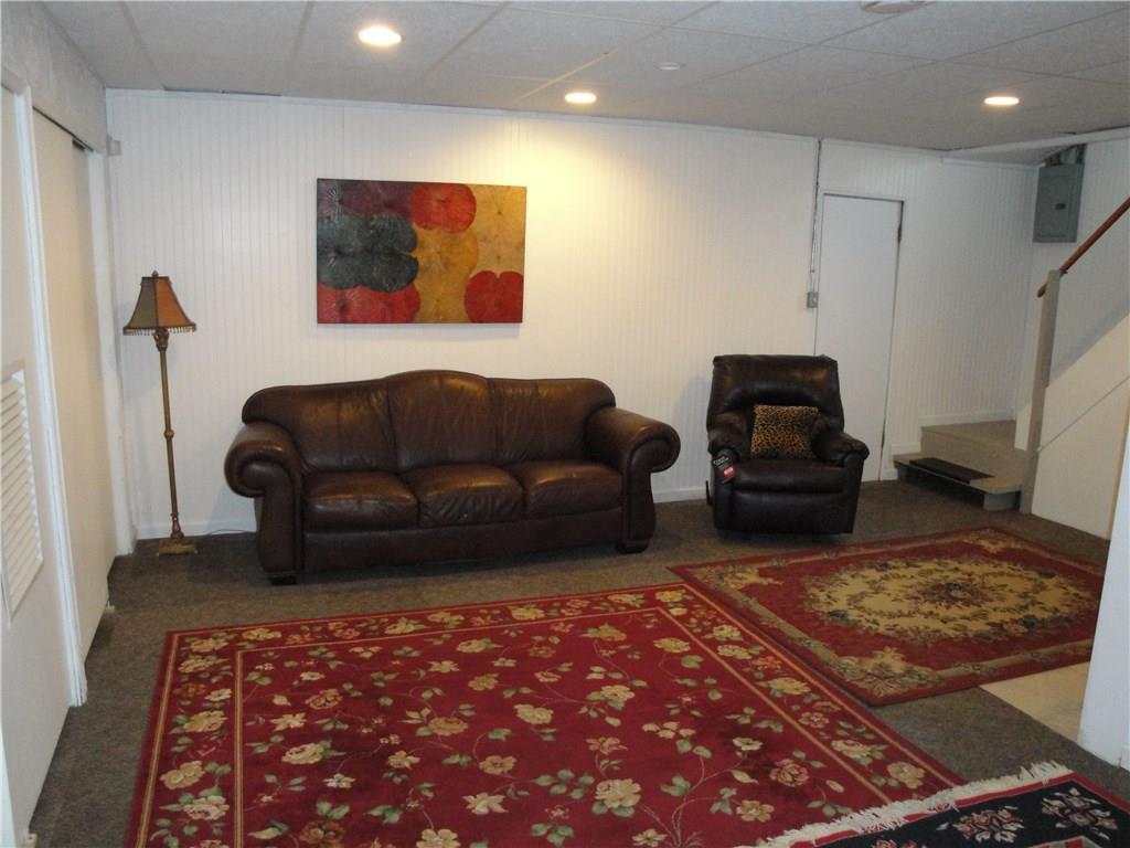 1935 Noblestown Road Pittsburgh, PA 15205 - Photo 20 of 25 Gallery Image 20