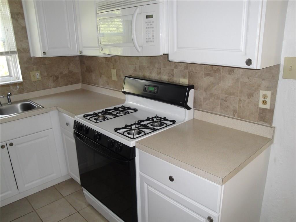 1935 Noblestown Road Pittsburgh, PA 15205 - Photo 8 of 25 Gallery Image 8
