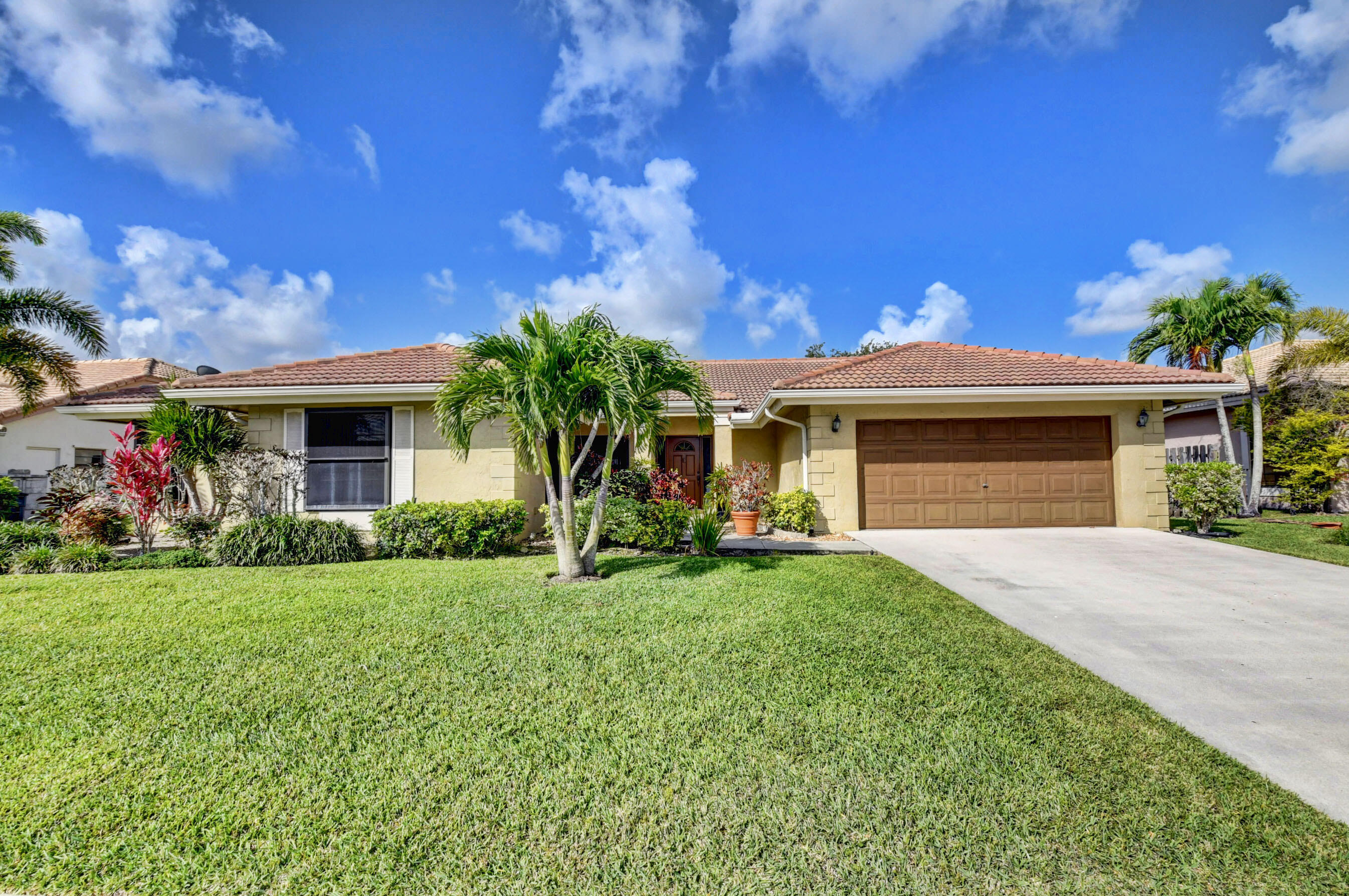 11600 Island Lakes Lane Boca Raton, FL 33498 - Photo 41 of 41 Front Exterior