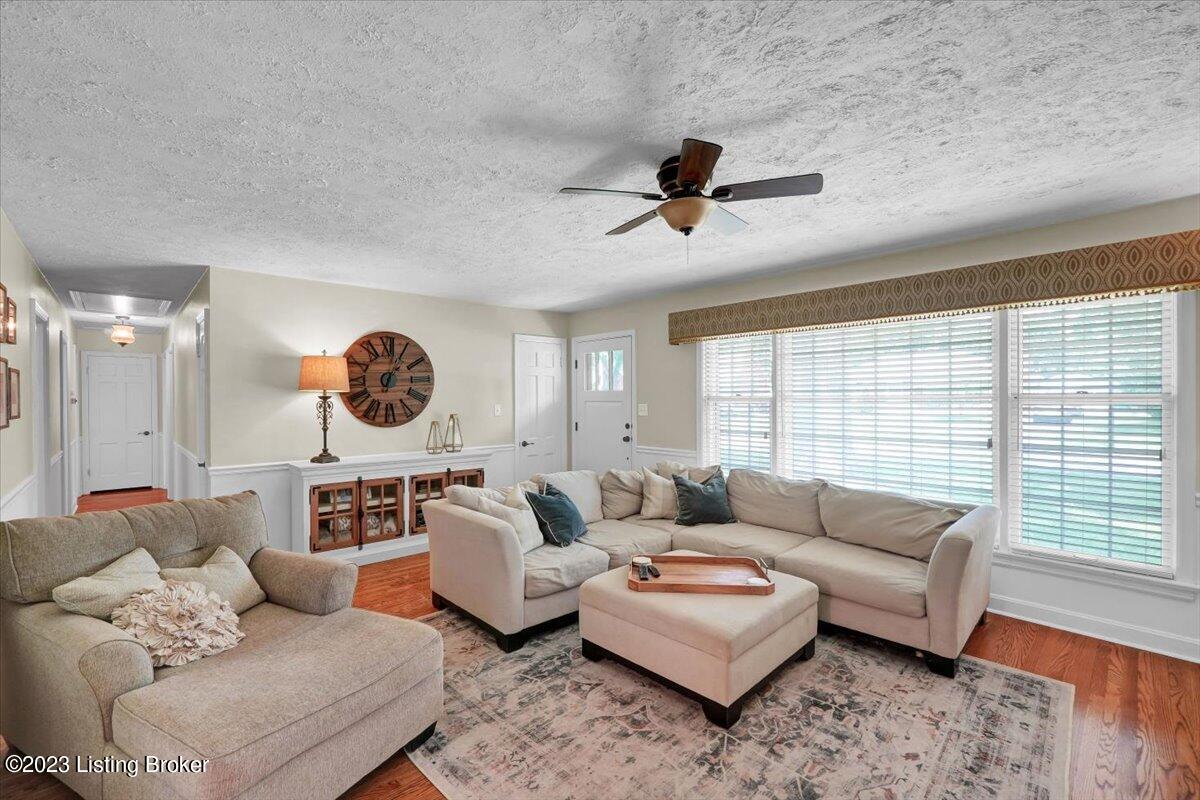 4608 Fox Run Road Louisville, KY 40207 - Photo 7 of 45 07-4608 Fox Run Rd-107