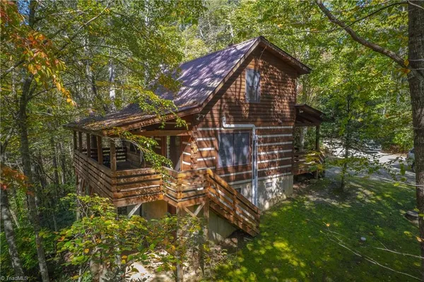 $2,750,000 | 1105 Fall Creek Road, Purlear, NC 28665