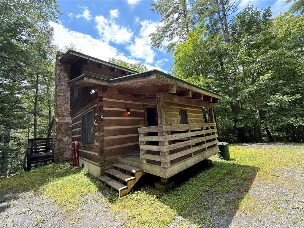 1105 Fall Creek Road Purlear, NC 28665 - Photo 14 of 48