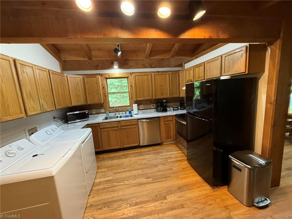 1105 Fall Creek Road Purlear, NC 28665 - Photo 19 of 48