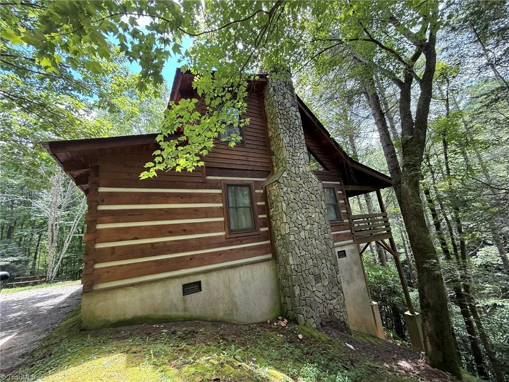 1105 Fall Creek Road Purlear, NC 28665 - Photo 32 of 48