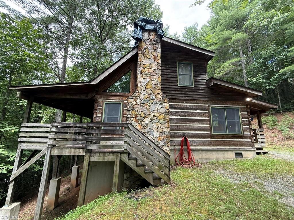 1105 Fall Creek Road Purlear, NC 28665 - Photo 8 of 48
