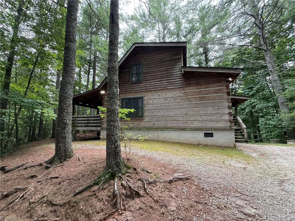 1105 Fall Creek Road Purlear, NC 28665 - Photo 10 of 48