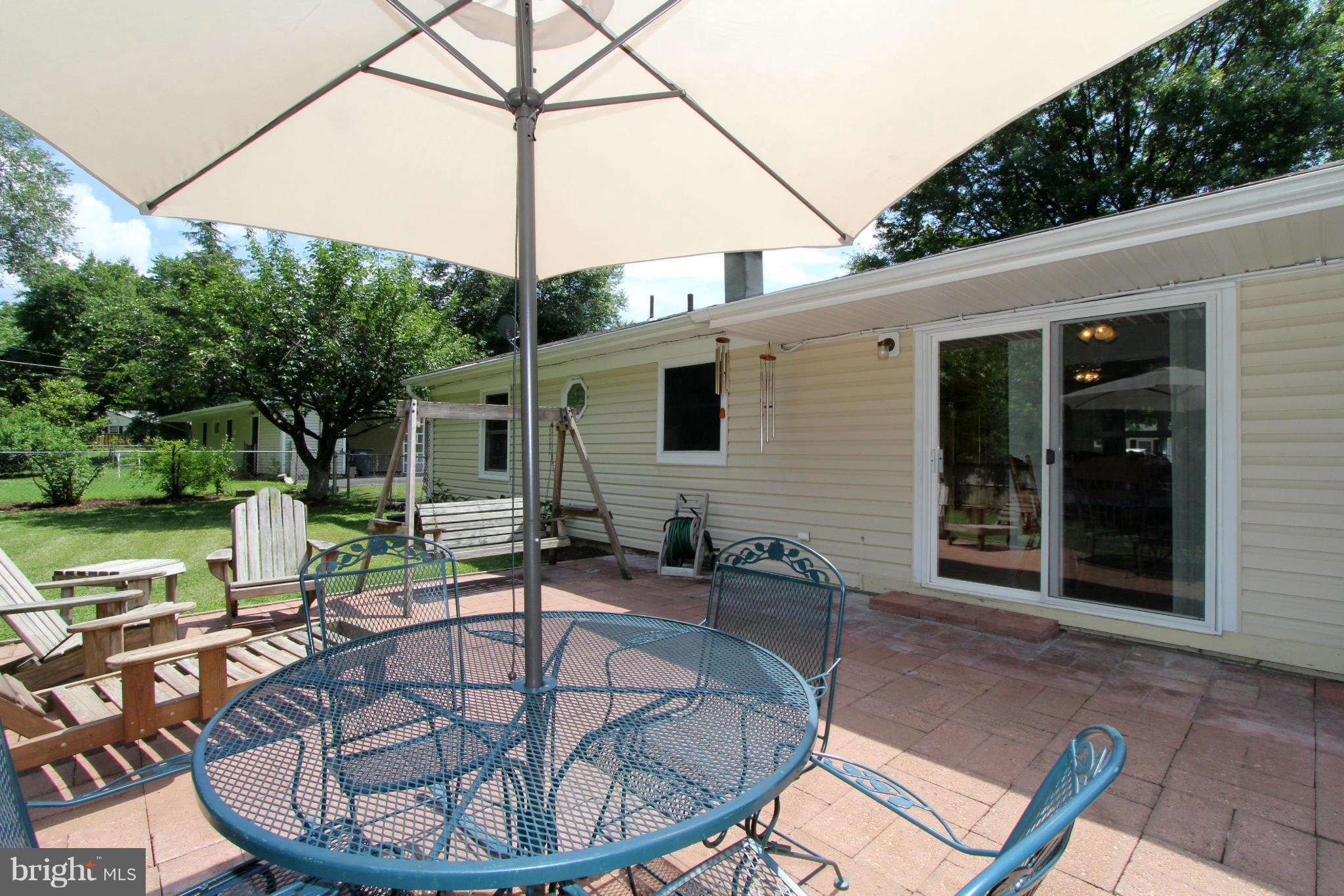 8109 Russell Road Alexandria, VA 22309 - Photo 5 of 25 Patio 3