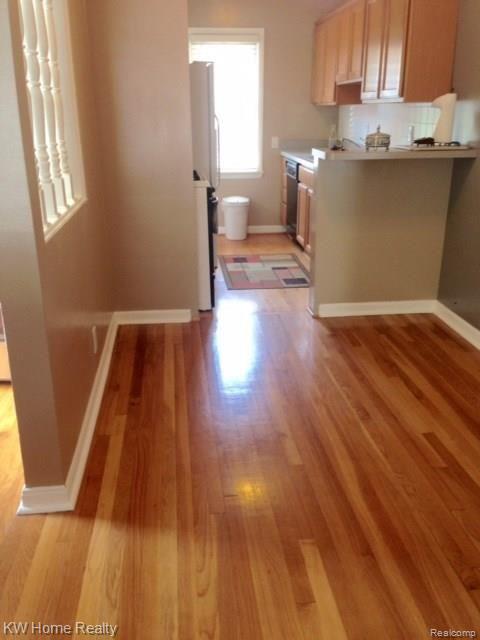 4132 Samoset Road Royal Oak, MI 48073 - Photo 4 of 16 kit2.jpg
