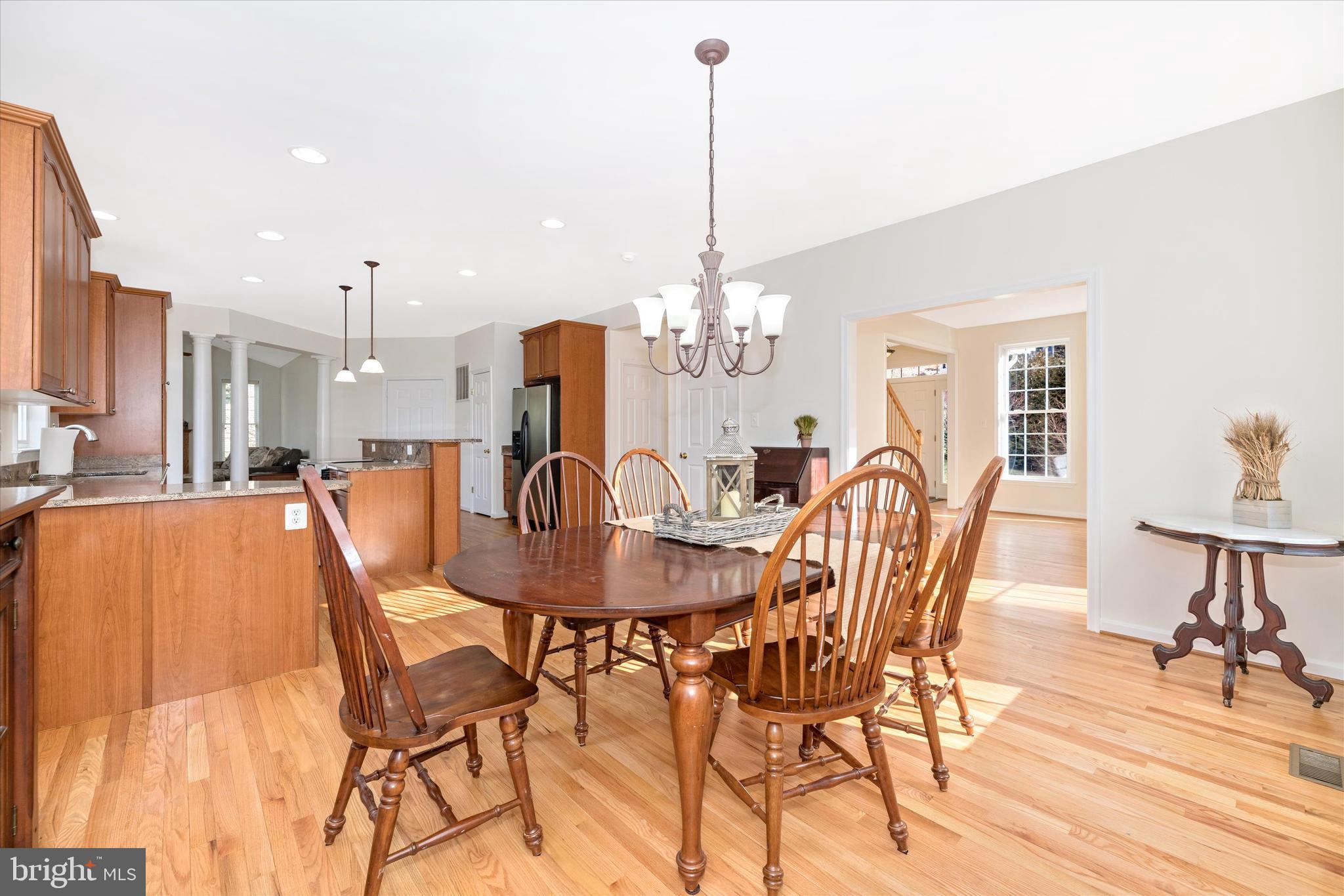 4905 Round Hill Road Frederick, MD 21702 - Photo 18 of 56 Dining Room