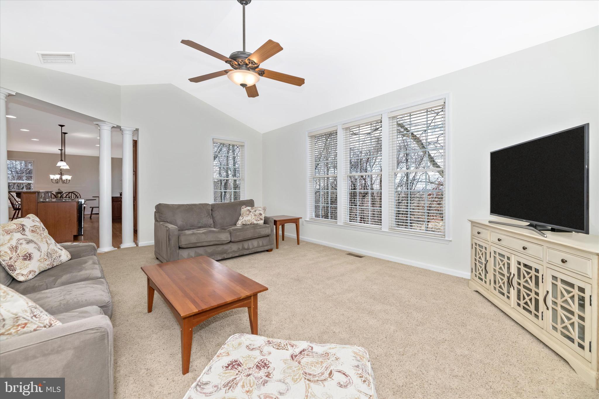 4905 Round Hill Road Frederick, MD 21702 - Photo 25 of 56 Family Room