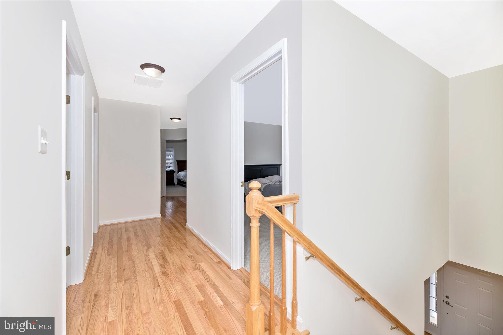 4905 Round Hill Road Frederick, MD 21702 - Photo 28 of 56 Upper Landing