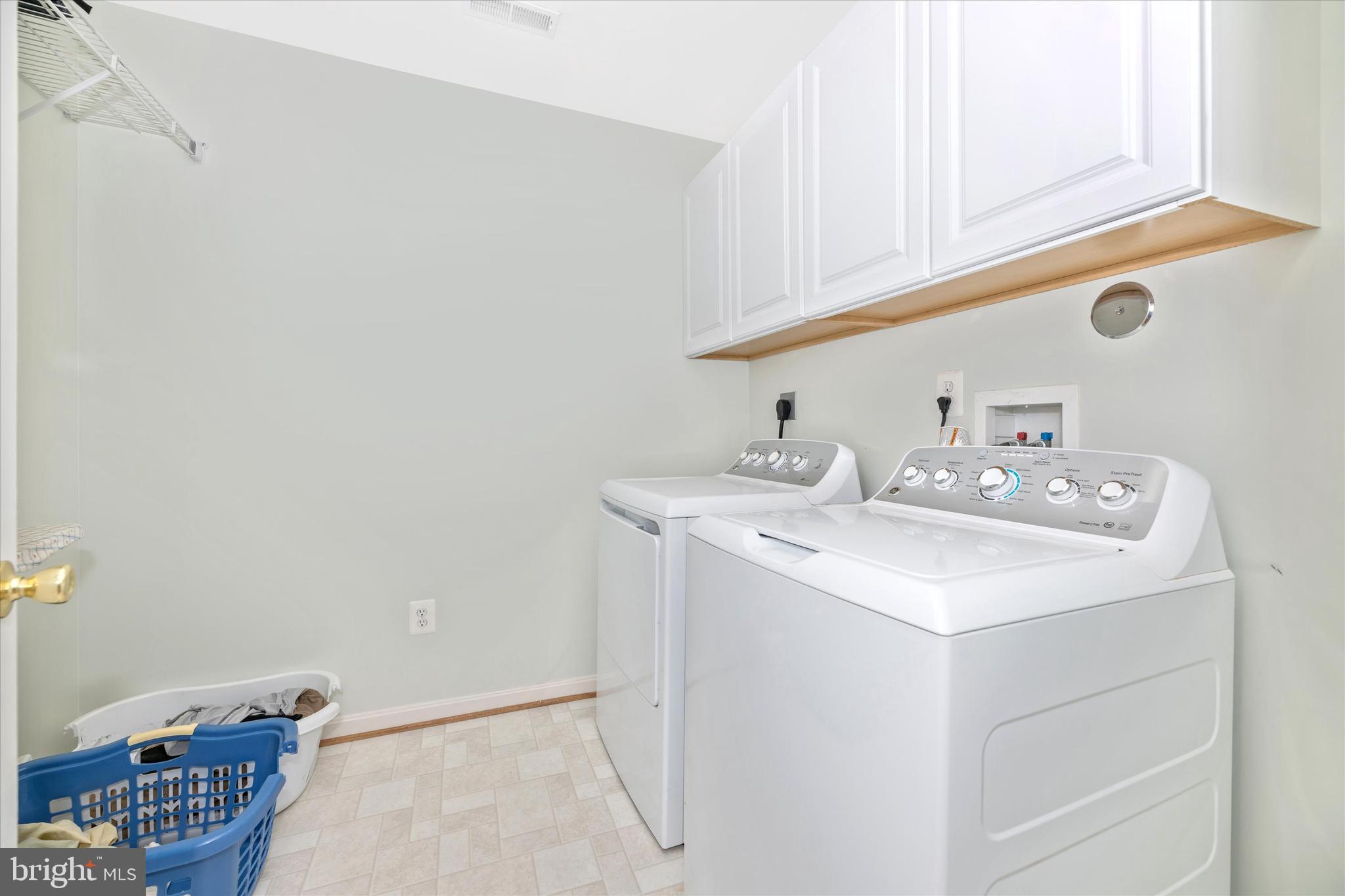 4905 Round Hill Road Frederick, MD 21702 - Photo 29 of 56 Laundry Room