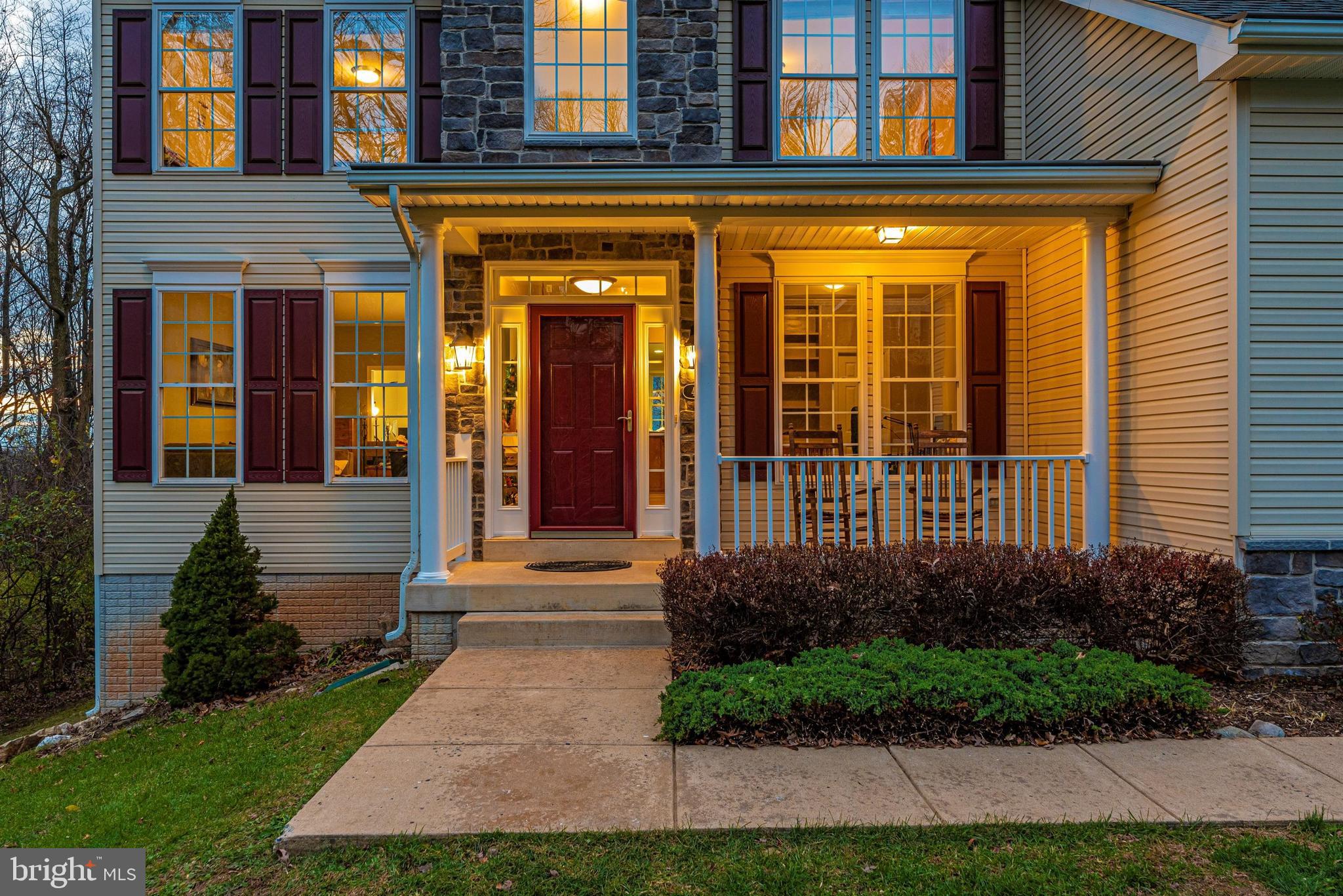 4905 Round Hill Road Frederick, MD 21702 - Photo 6 of 56 Front Porch