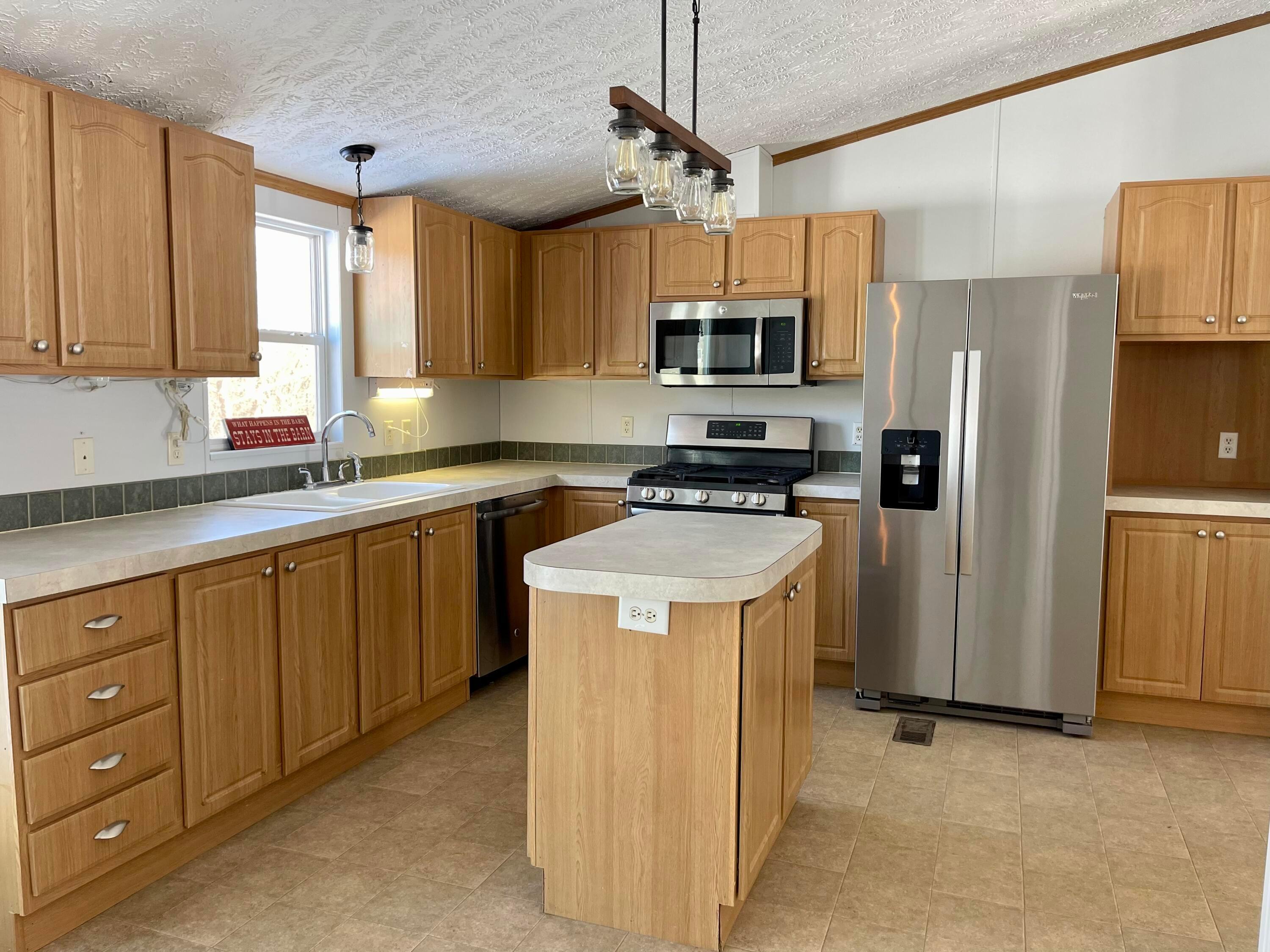 9742 Limerick Road Chillicothe, OH 45601 - Photo 14 of 53 A57DD2D5-E85C-4CBD-8503-BE4B0964391C