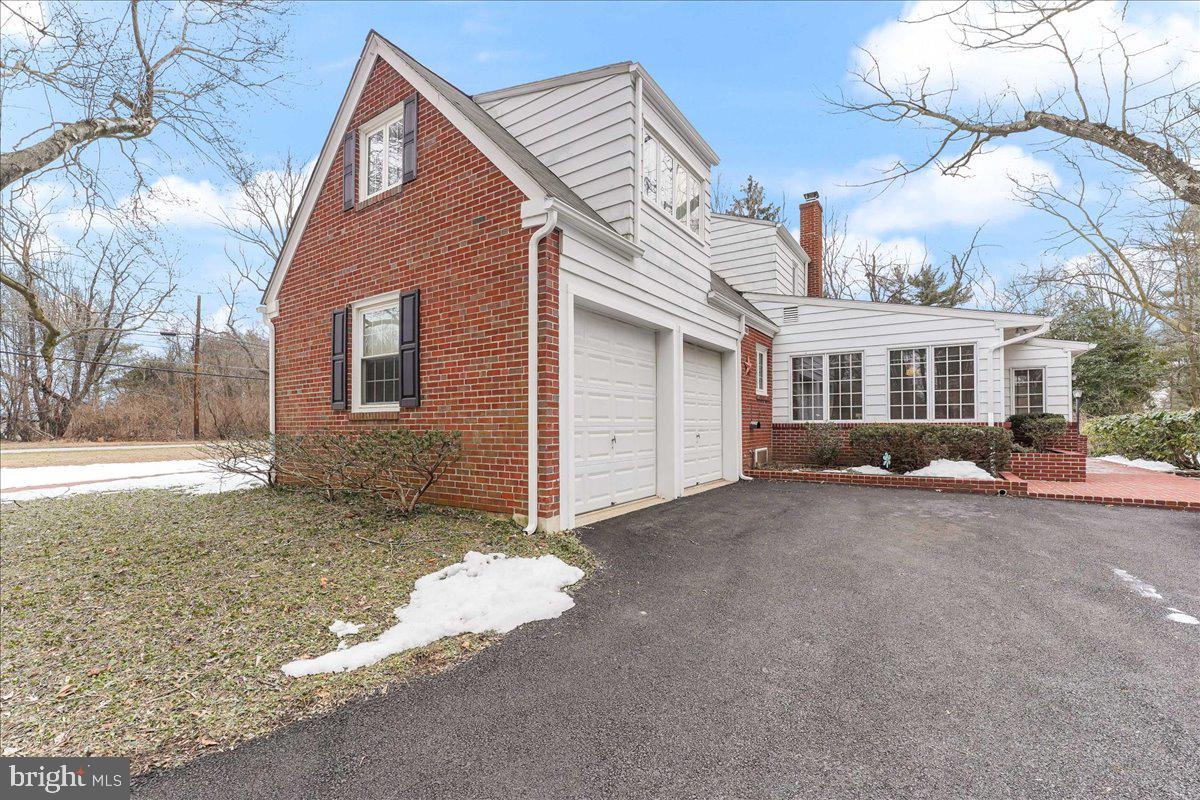 2310 West Chester Road Coatesville, PA 19320 - Photo 29 of 37 Gallery Image 29