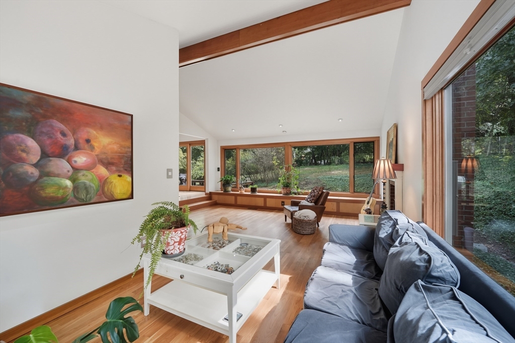 54 Minot Road Concord, MA 01742 - Photo 7 of 29 Gallery Image 7