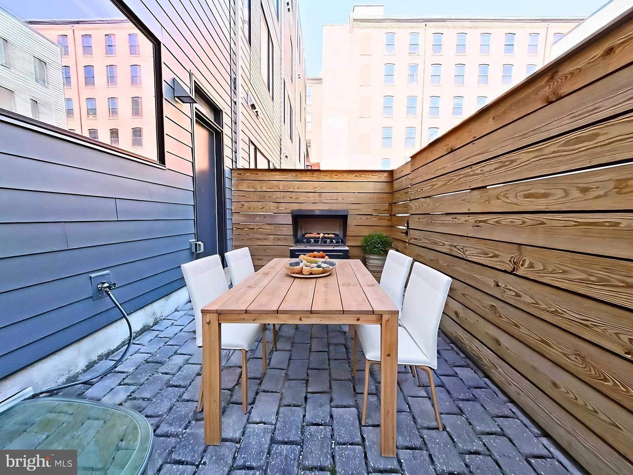 421 Wallace Street Philadelphia, PA 19123 - Photo 18 of 41 Virtually Staged Rear Yard