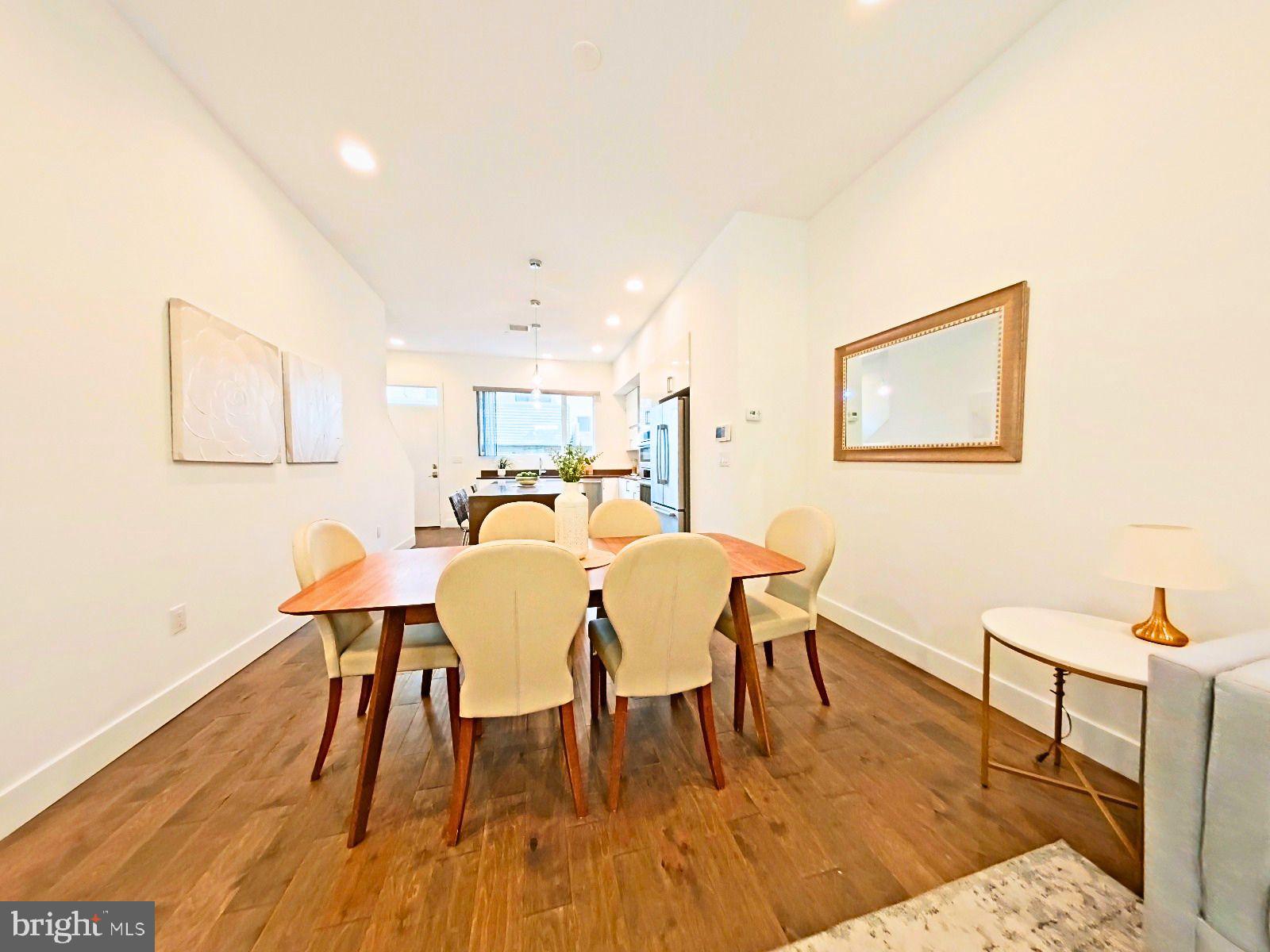 421 Wallace Street Philadelphia, PA 19123 - Photo 9 of 41 Dining Room