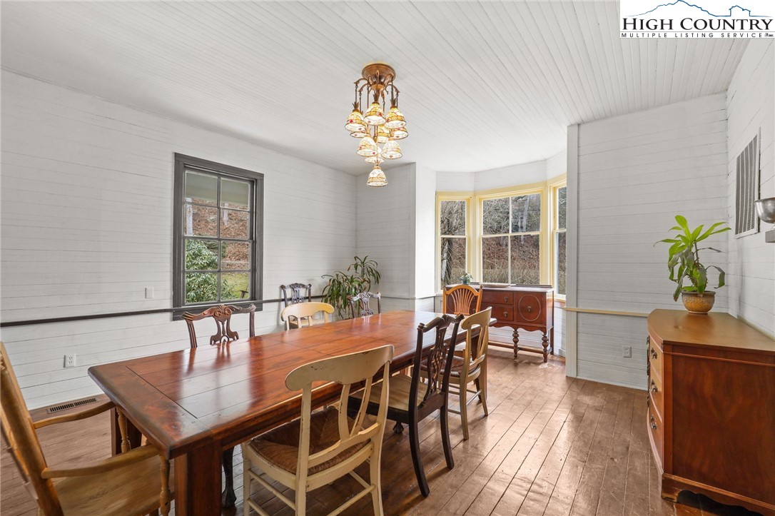 8018 Rominger Road Sugar Grove, NC 28679 - Photo 10 of 50 Gallery Image 10
