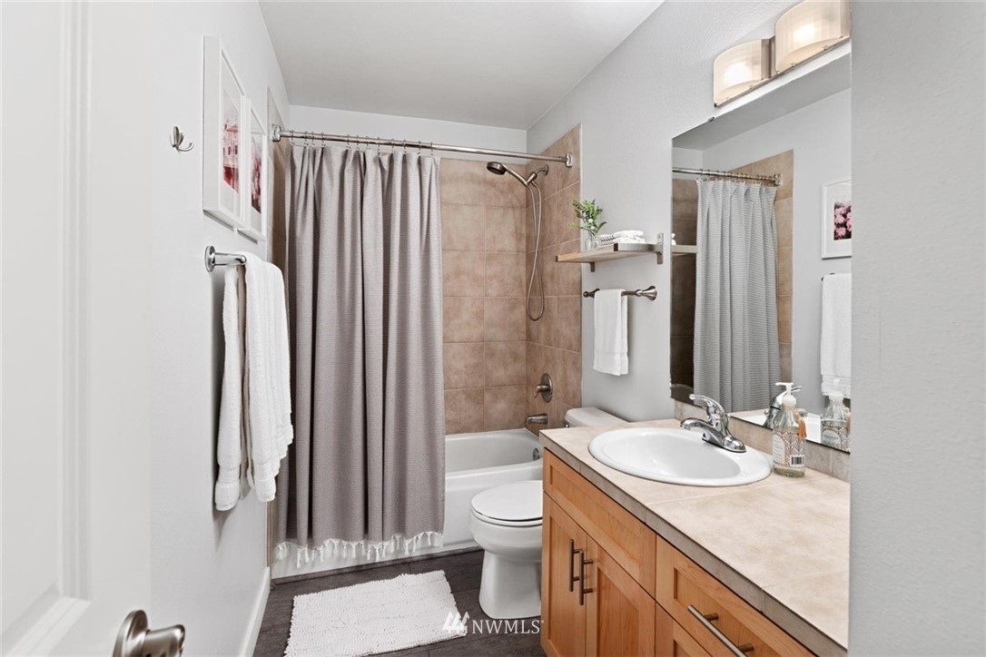3927 243rd Place Southeast, Unit I102 Bothell, WA 98021 - Photo 15 of 19 Gallery Image 15