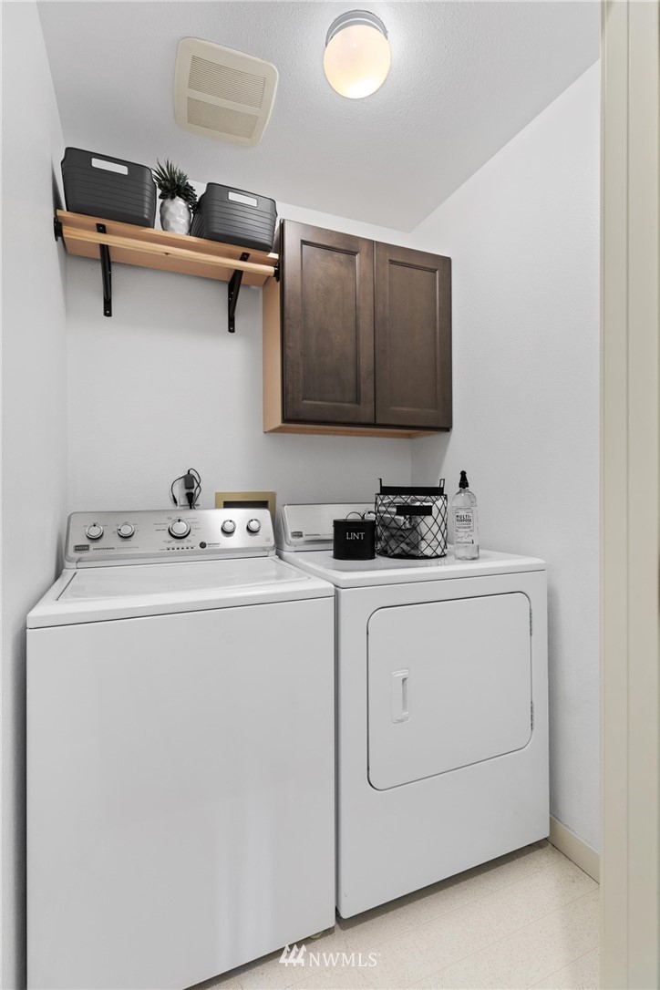 3927 243rd Place Southeast, Unit I102 Bothell, WA 98021 - Photo 16 of 19 Gallery Image 16