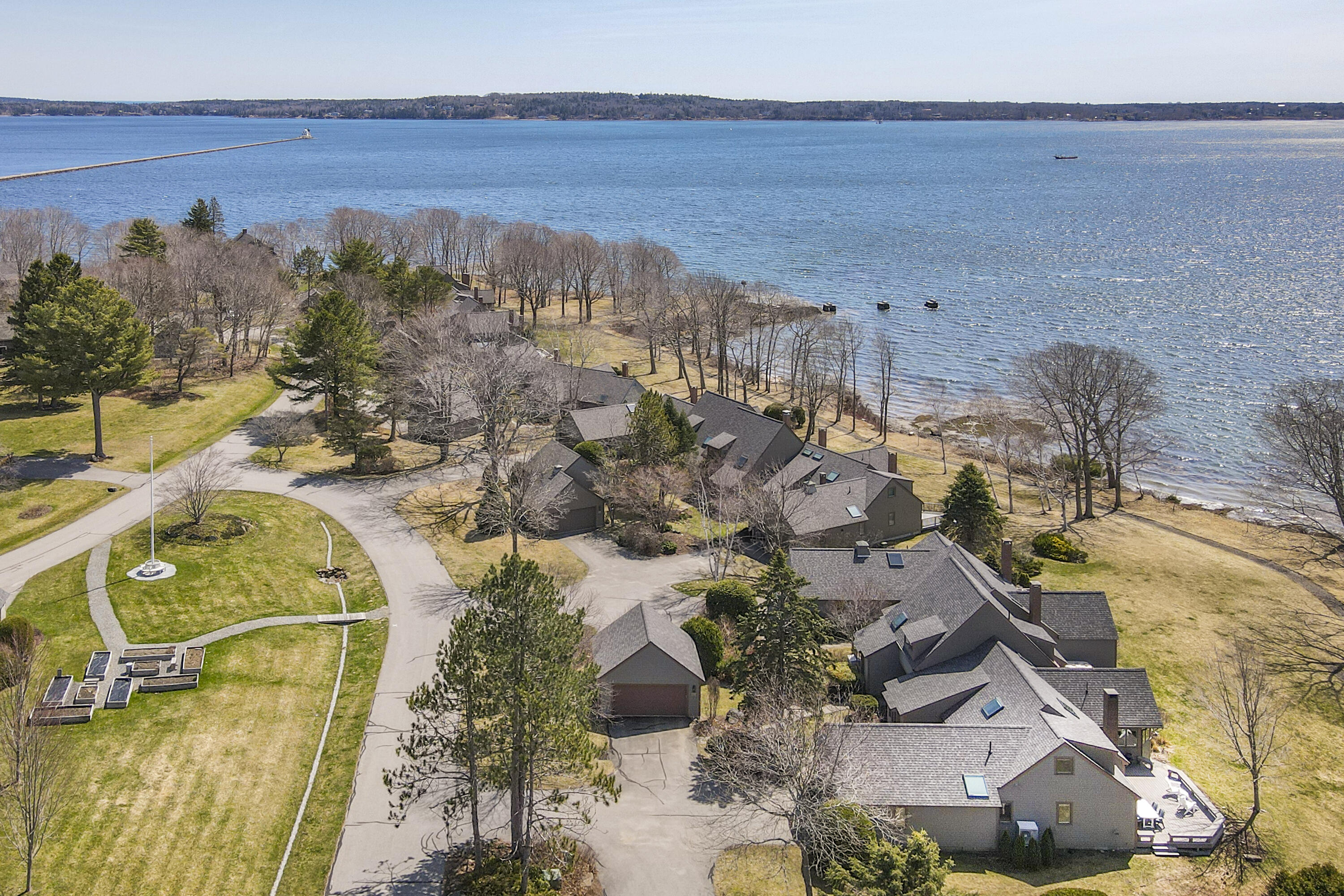 49 Jameson Point Road, Unit 22 Rockland, ME 04841 - Photo 4 of 37 02-49JamesonPointRd-Rockland-KS