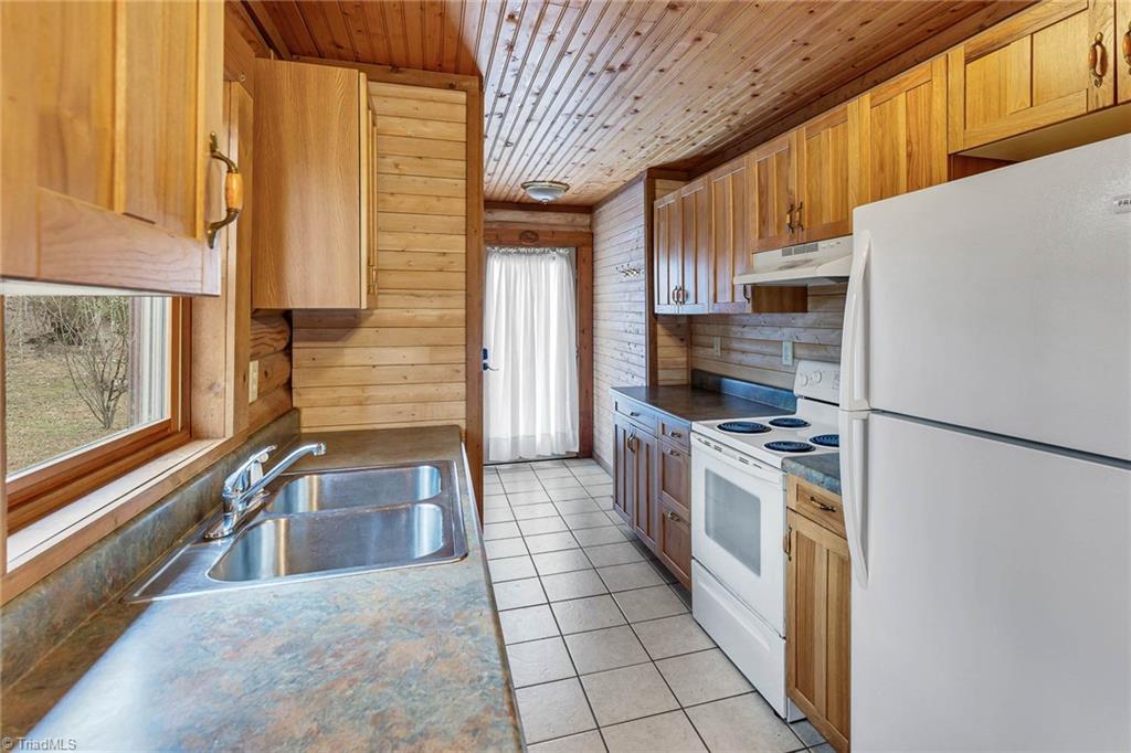 3304 Fulton Road Asheboro, NC 27205 - Photo 13 of 32 Gallery Image 13