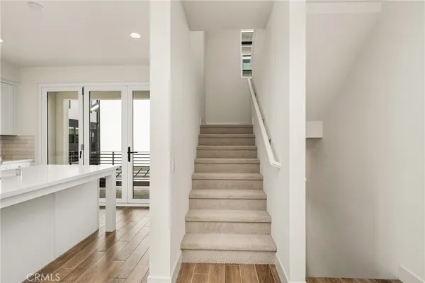 $4,695 | 19031 Main Street, Unit 101, Huntington Beach, CA 92648