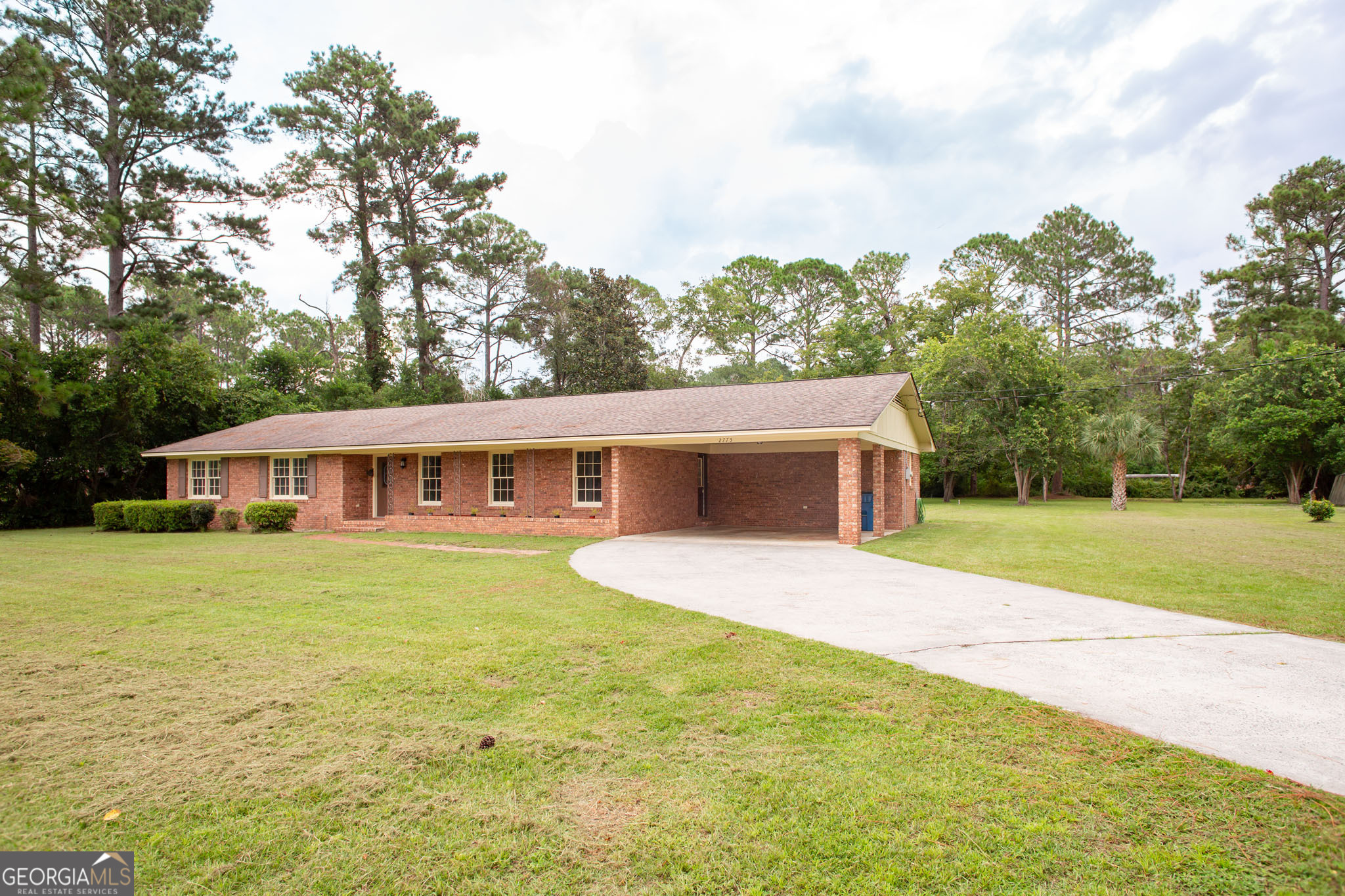 2775 Seminole Trail Waycross, GA 31503 - Photo 2 of 40