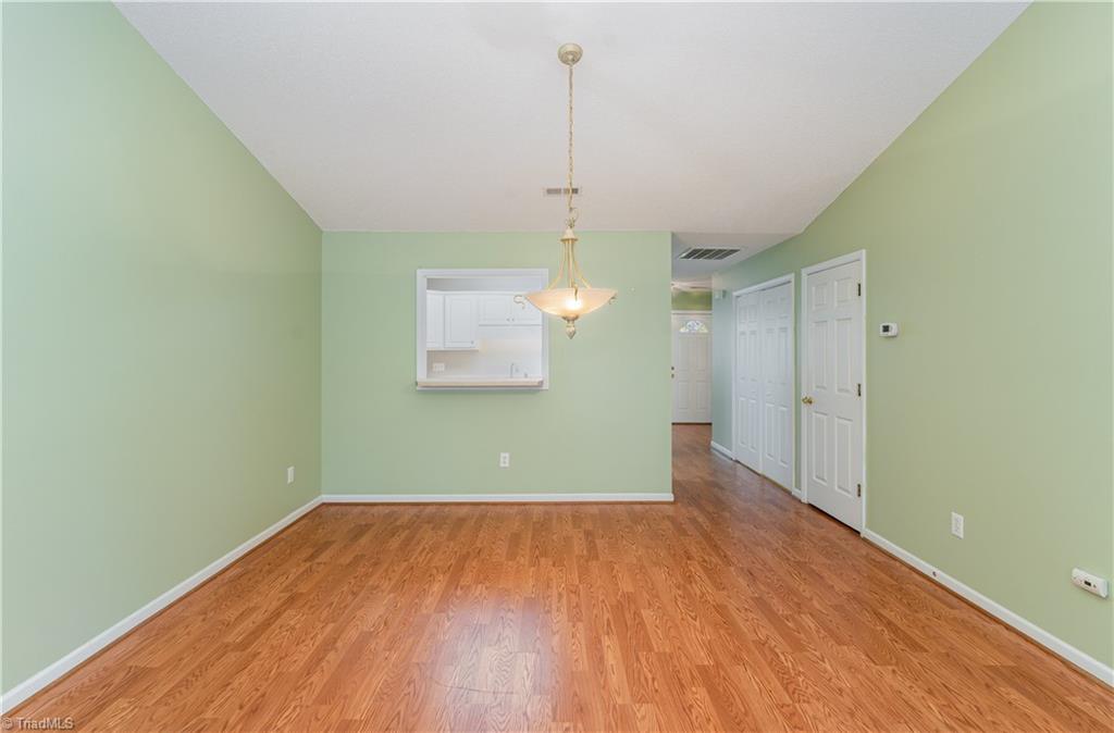 140 Wyndham Court High Point, NC 27265 - Photo 7 of 27