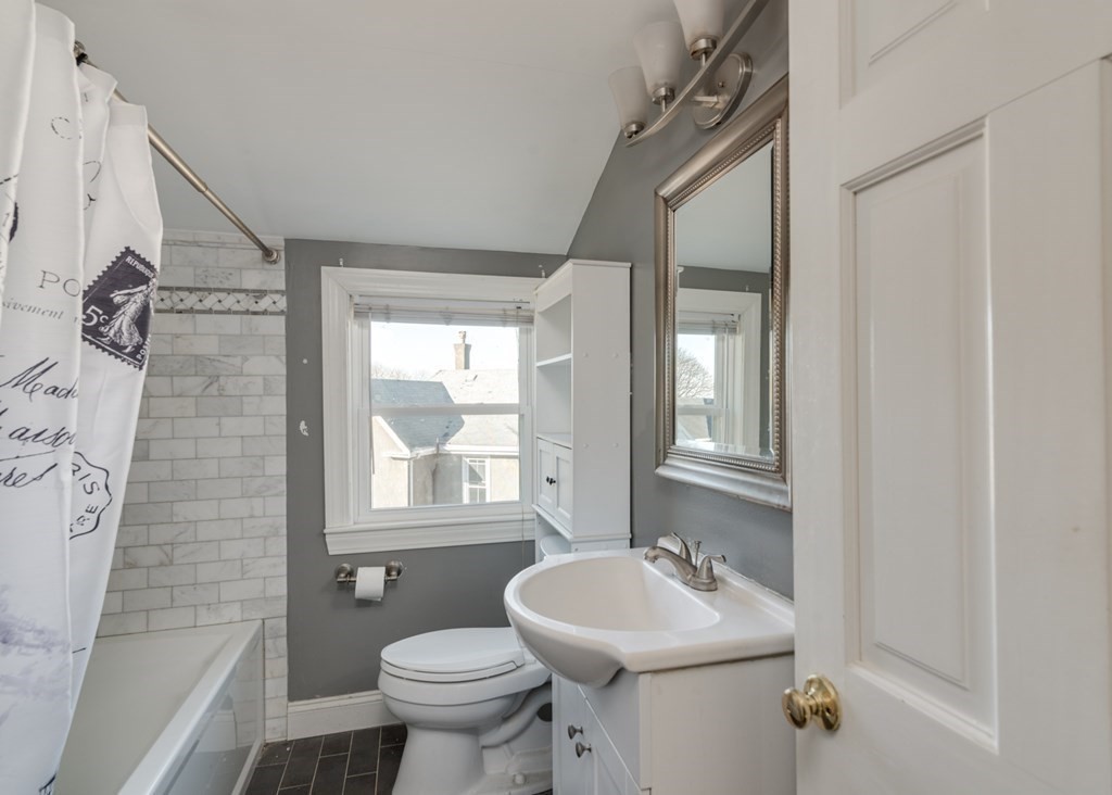 10 Newton Street Hull, MA 02045 - Photo 15 of 20