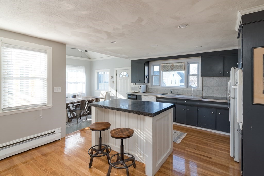 10 Newton Street Hull, MA 02045 - Photo 10 of 20