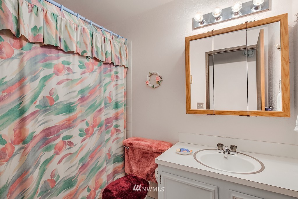 5 217th Place Southeast Bothell, WA 98021 - Photo 17 of 25