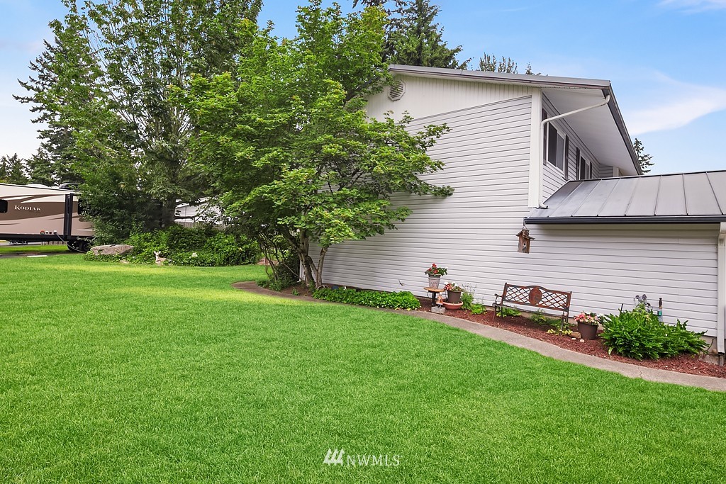 5 217th Place Southeast Bothell, WA 98021 - Photo 3 of 25